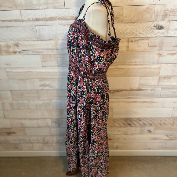 J. Crew size L Smocked dress in watermark floral print - Picture 4 of 10